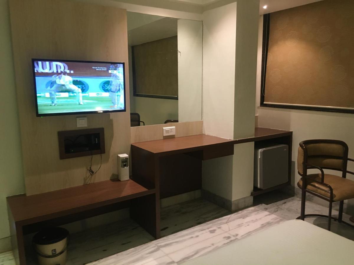 Pravasi Residency Thane Exterior foto