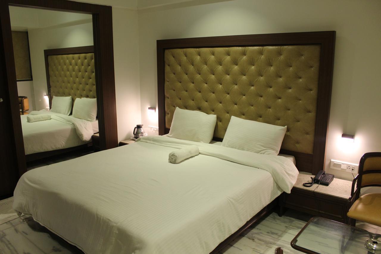 Pravasi Residency Thane Exterior foto